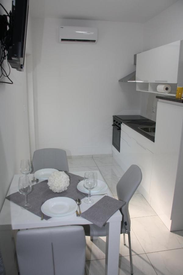 Appartamento Lea Šibenik Esterno foto